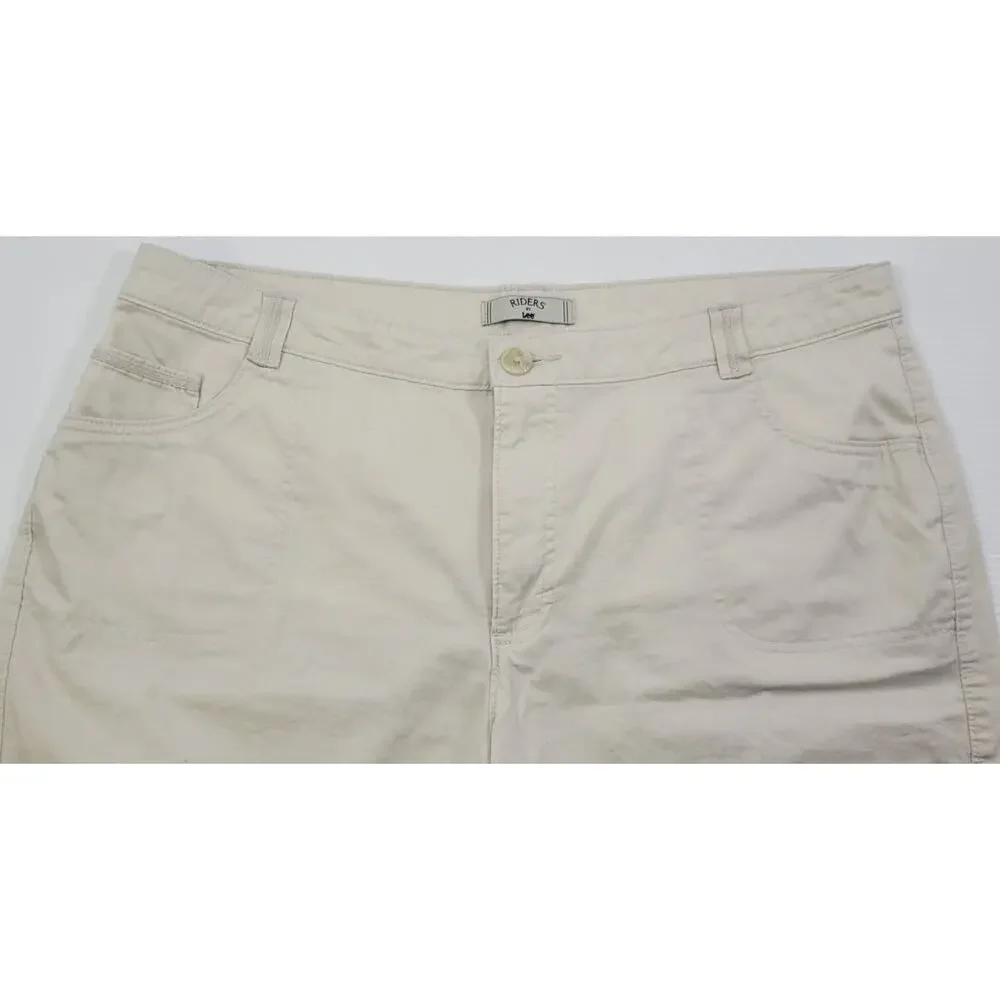 L) Women Riders by Lee Casual Khaki Shorts Size 18M Off-White